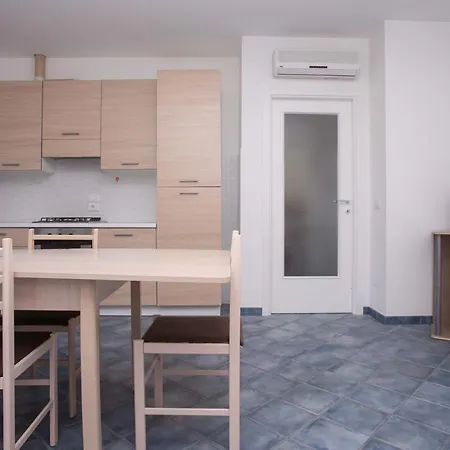 M290 - Marcelli, Nuovo Trilocale Con Terrazzo