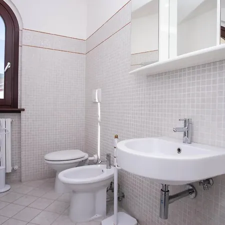 M290 - Marcelli, Nuovo Trilocale Con Terrazzo Marcelli