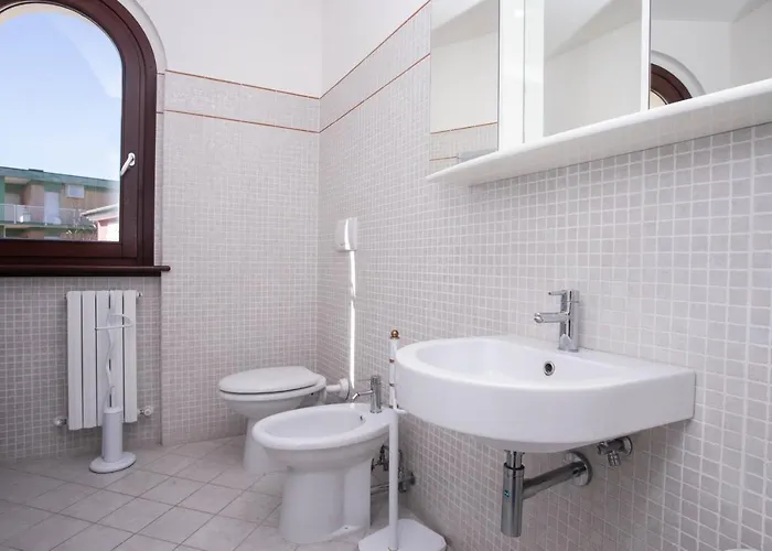 M290 - Marcelli, Nuovo Trilocale Con Terrazzo Marcelli